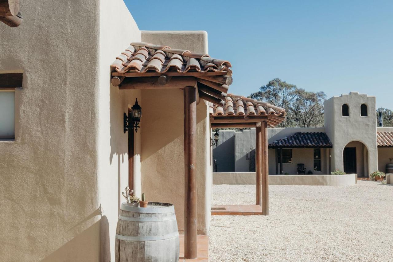Casa La Vina Pokolbin - Romantic Villas With Outdoor Hot Tubs And Fireplaces Exterior photo