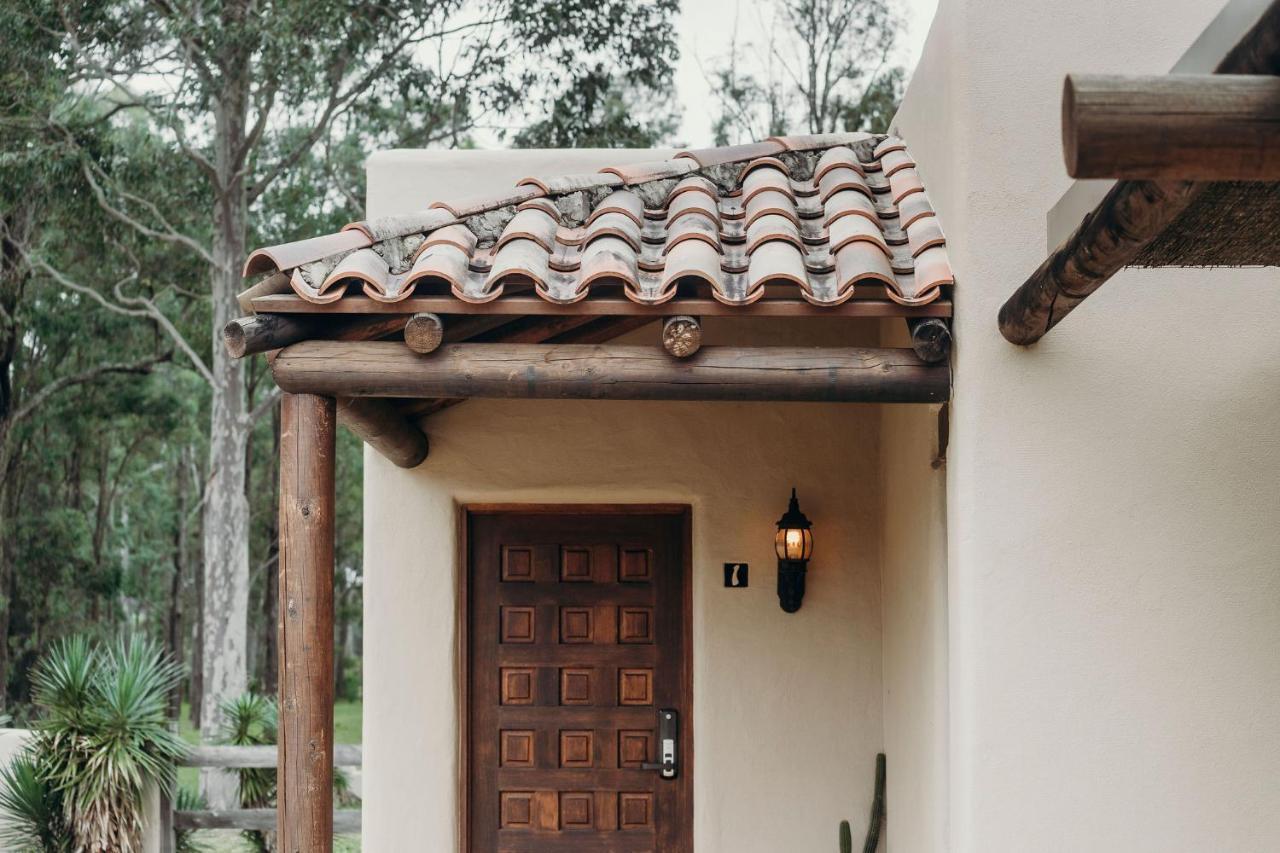 Casa La Vina Pokolbin - Romantic Villas With Outdoor Hot Tubs And Fireplaces Exterior photo