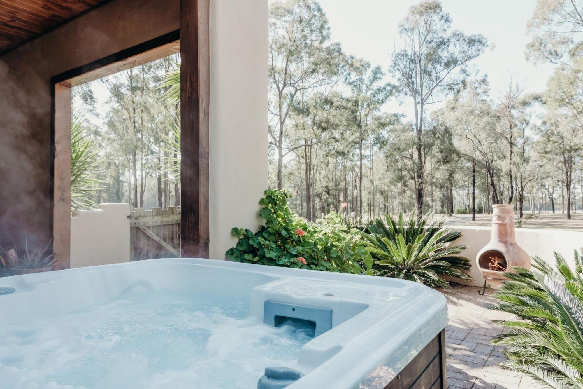 Casa La Vina Pokolbin - Romantic Villas With Outdoor Hot Tubs And Fireplaces Exterior photo